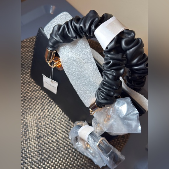 (SOLD) - Picture 2 of 5